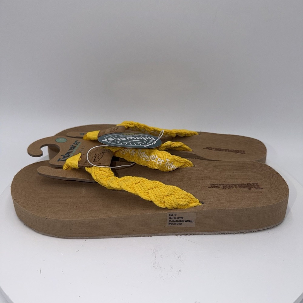 NWT Tidewater Harbor Yellow Flip Flops Arch Support Comfort Sandals Size 10
